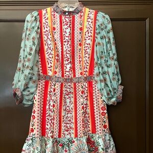 Alice and olivia sleeve dress